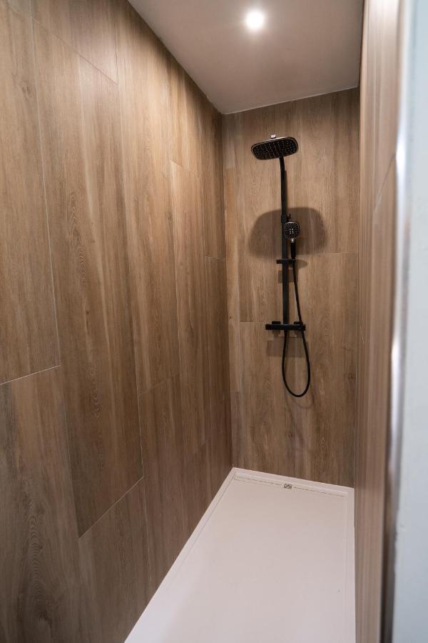 Capsule Thailande I Sauna I Balneo I Console I Jeux En Bois I Cinema I Cour Interieure Trith-Saint-Leger Exterior foto